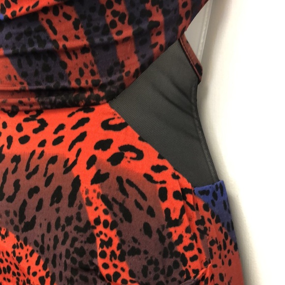 Bebe cut out dress - Picture 3 of 8